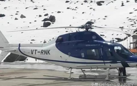 印度是个奇葩的国度，一高官自拍时遭飞机螺旋桨爆头（印度飞机坠落事件）