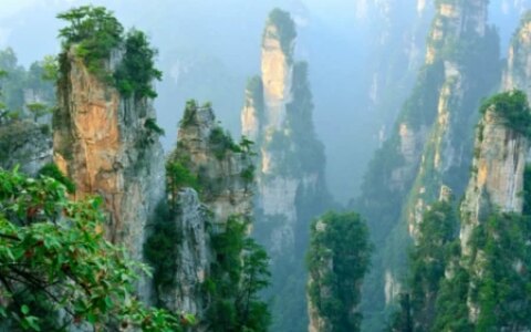 张家界旅游攻略，青山白云，喜欢自然风光的游客有福了-张家界的山水