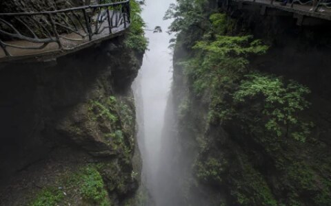 走进张家界，最实用的天门山攻略详解，体验感极佳-张家界天门山旅游攻略自由行三天