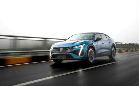 轴距2787mm，溜背造型太拉风，又一合资车将国产，目测要火！（合资溜背轿车）