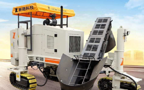 滑模机施工技术（滑模机图片）