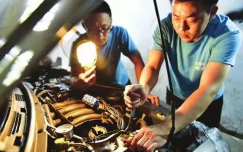 汽车油改气对车辆有影响吗？修车师傅拆开发动机后，说出真实情况-汽车油改气的利与弊安全吗