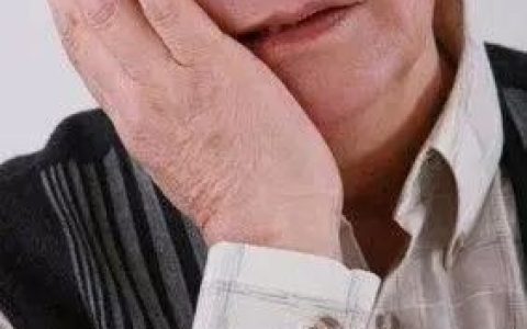 牙疼受不了？教你一个老偏方，10秒快速止牙疼，方法简单有效-牙疼快速止牙疼的小偏方大全