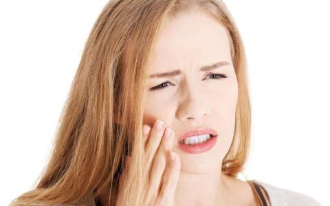 牙疼立刻止疼16秒，8个小妙招可以快速止牙疼，挺管用的-牙疼快速止疼偏方4种药在家也可以