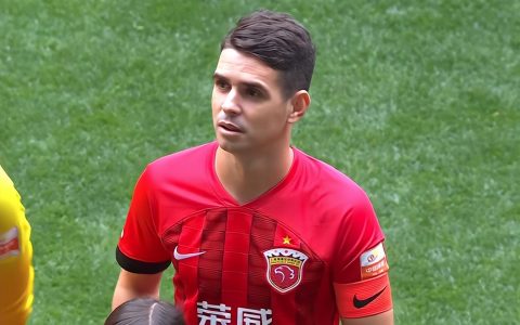 武磊87分钟绝杀！中超刺激1战：海港2-0到3-2，国脚染红（武磊在上港）