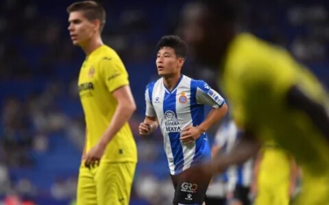 武磊第3次，进球后伤心！1个月内，先越位后手球，错失西甲绝杀（武磊进了几球）