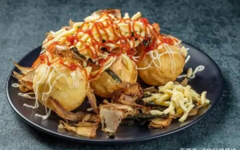 章鱼虽长相丑陋，却天赋异禀！拥有3颗心脏、9个脑袋外加蓝色血液（章鱼真的有三个心脏和9个大脑吗?）