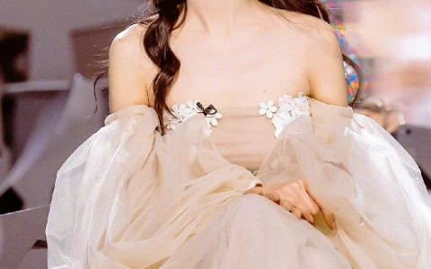 盘点2022年3款“千元”护肤品，淡纹紧致天花板，比去美容院省钱（上千元的护肤品真的有用吗）