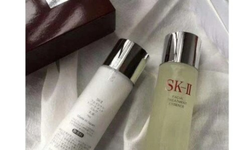 混油皮水乳推荐！（适合混油皮的水乳知乎）