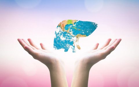 肝不好的人，常吃2红，常饮2水，远离2果，你的肝脏会感谢你（肝不好不能吃红薯?提醒:若想养肝,4种食物要少吃）