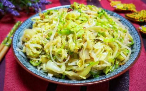 别看不起眼的包菜，这做法虽简单，但真好吃-空气炸锅包菜做法