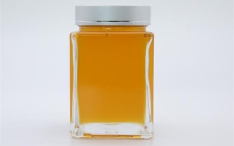 各种蜂蜜的功效和作用?蜂蜜的种类及适合人群?（各种蜂蜜的功效与作用是什么）