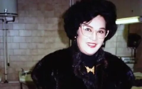 香港粤剧第一女配角，18岁未婚怀孕，和搭档传绯闻长达30余年-香港著名粤剧演员车祸事件