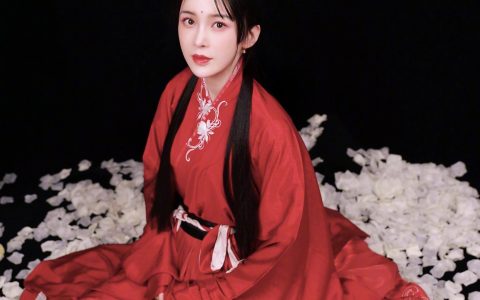 不是长得美就能驾驭古装，赵樱子才是为古装而生！（赵樱子演过的电视有哪些）