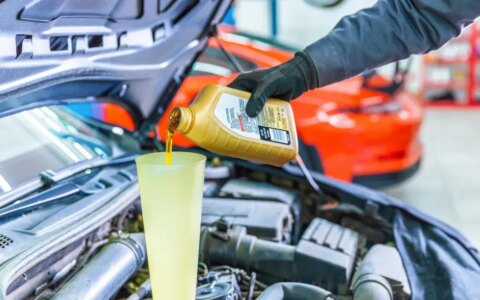 冬天怎么热车？要不要换防冻液？看完这篇就懂了-冬天热车多久才能开暖风