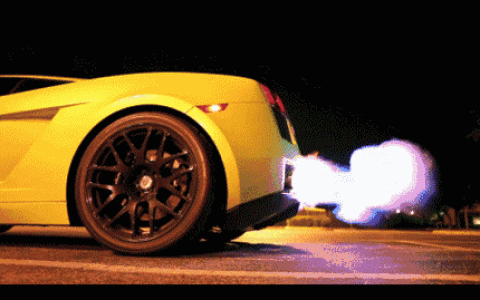 汽车在刚启动时，是否需要热车？不懂车的人还在热车-启动后要热车吗