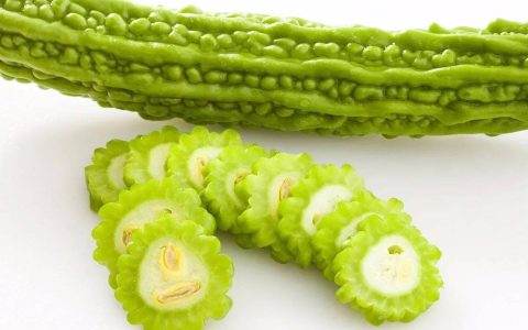 苦瓜虽苦，可别小瞧它的营养价值和功效（苦瓜的营养和作用）