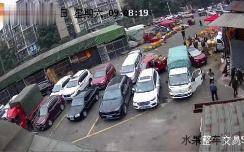 四川宜宾父子被三人围攻还手被拘十天，父子起诉警方要求撤销处罚-宜宾历史大洪水