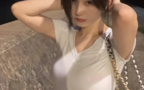 程女士童锦程合体直播，因视频事件产生负面舆论，效果太差被骂哭（快手童锦程多高）