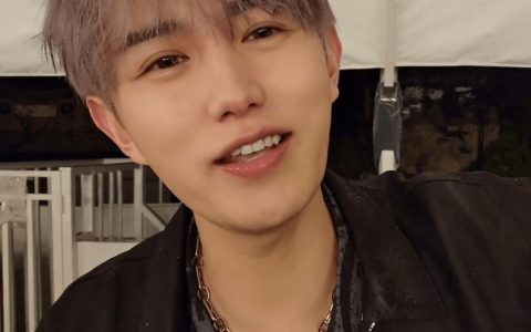 谁才是真正的户外一哥？童锦程VS小酷，虎牙直播大战（虎牙主播童锦程收入）