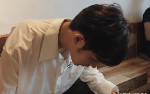 童锦程真豪，购入700万的法拉利不满足，后续又提200万的雷克萨斯（童锦程为什么卖法拉利）