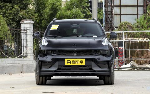 配2.0T发动机的紧凑型SUV ，2023款领克01的表现如何？