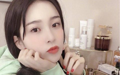 从赵韩樱子到赵樱子，改名不改运气，依旧是备受期待的女演员！（赵樱子是韩国人吗）