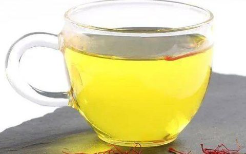 藏红花泡水喝的功效与作用，藏红花泡水喝的用量与方法-藏红花泡水有什么功效?