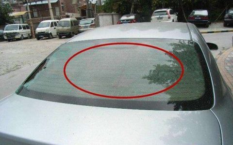 汽车后窗玻璃细线条的,原来是黑科技,以前都浪费了!-后车窗玻璃线条