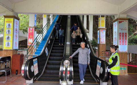 贵州旅游团五日报价多少钱（贵州旅游旅行团报价查询）