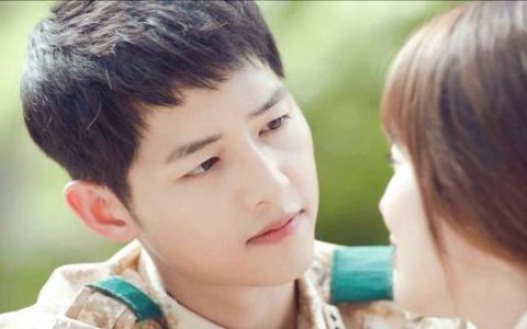 “和你结婚我后悔了”“其实人这一辈子，和谁结婚都会后悔”（后悔跟你结婚）