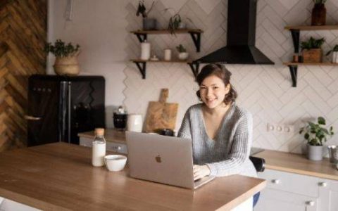 记住这4个网站，看遍全网影视剧