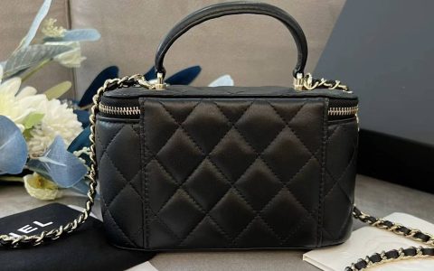 香奈儿包包的回收价格一般多少钱？-香奈儿包包回收价格几折