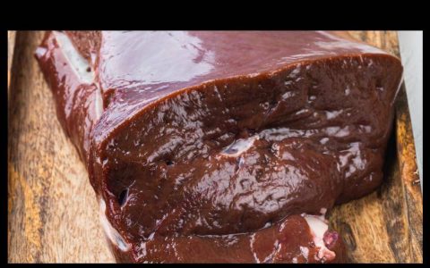 原创
猪肝的营养价值及功效（猪肝的营养价值与食用功效）