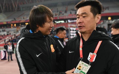 原创
李霄鹏下课，国足选帅要求出炉，本土教练不考虑，四名外教入围（李霄鹏执教国足经历）