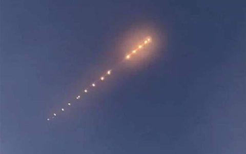 原创
齐齐哈尔出现不明飞行物，河南发生不明巨响，“异象”频发为什么（齐齐哈尔不明飞行物体）