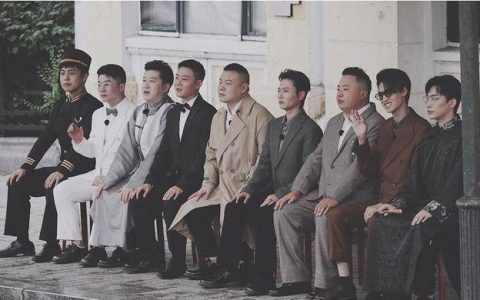 德云社团综第三期来到哈尔滨，云鹤九霄排排坐，岳云鹏坐C位