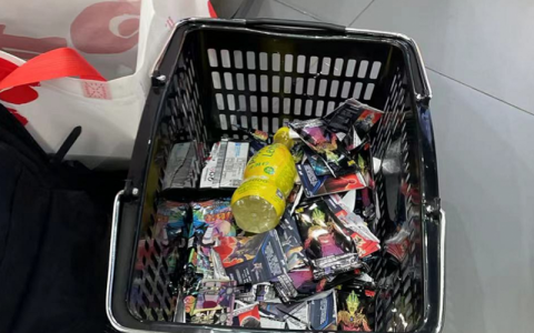 最低只要1毛钱的卡，转卖就能上万？有人为此花了200万…（一毛卡套餐）