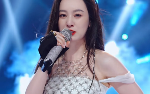 40岁唐艺被11土豪求婚，有身家百亿，有花心男，最小00后，都很拼（唐艺38岁）