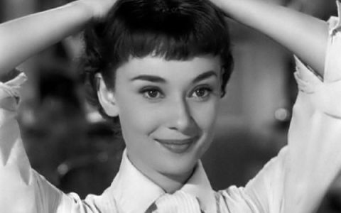 世界公认的四大美女：赫本位列榜首，中国一人上榜，你被谁惊艳到了？（世界全球公认四大美女）