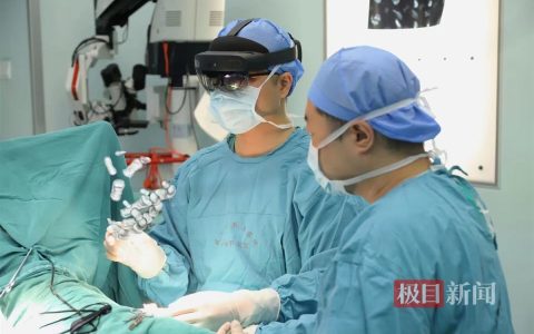 全国首例！武汉专家“透视眼”下切除“蟹钳宝宝”多余手指-首批赴武汉专家组成员
