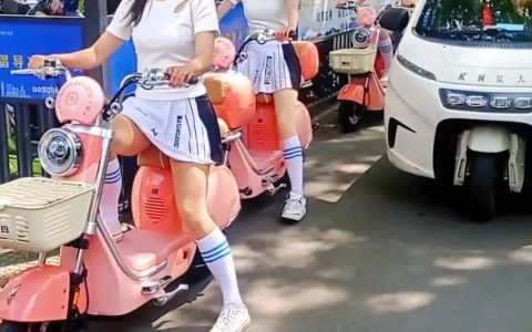 淄博使用美人计？175短裙美少女接送游客！淄博旅游：非官方行为-淄博最美