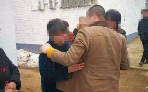 男子入室情人家，殴打其老公逼他写离婚协议书！遭反杀-情人老公打了我能报警吗