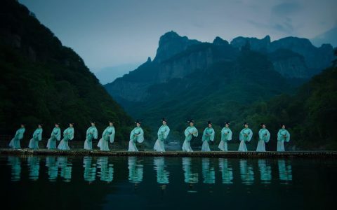 “夏至连端午，三人要躲午”是什么意思？答案来了！-端午与夏至有什么预言