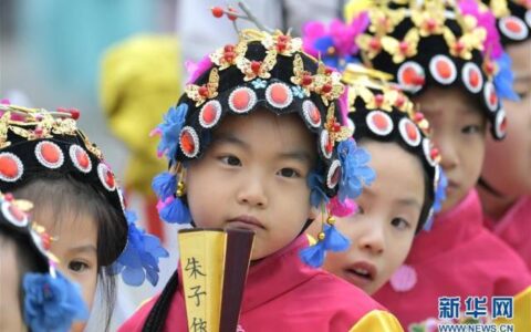 六一儿童节祝福孩子的话 父母家长六一给小孩的祝福短语-给孩子六一儿童节的祝福语爸妈