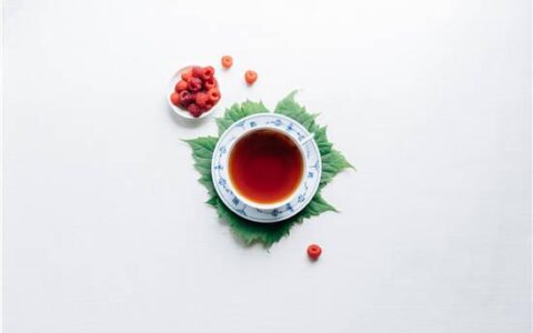 生普洱、熟普洱，到底有什么区别？最应该喝哪种？大多数人没喝对（普洱生茶和熟茶哪个好）