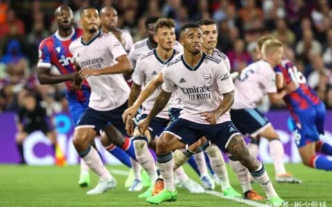 2-0，仅44%控球造10射！英超豪门婉拒爆冷，阿森纳开门红暂居第1（英超冠军阿森纳）