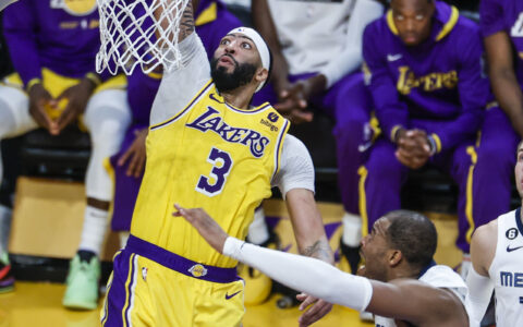 篮球——NBA季后赛：湖人胜灰熊(2)-湖人对灰熊比赛录像今天