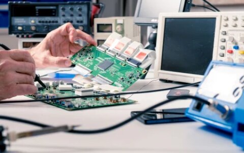 技校都有什么专业适合男孩（男生学什么技术比较好就业）