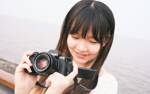 拍出夏日海滨人像 清凉夏日人像摄影指南-夏日照片怎么拍